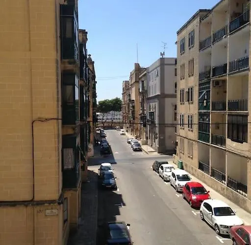 Valletta By Castille Square *